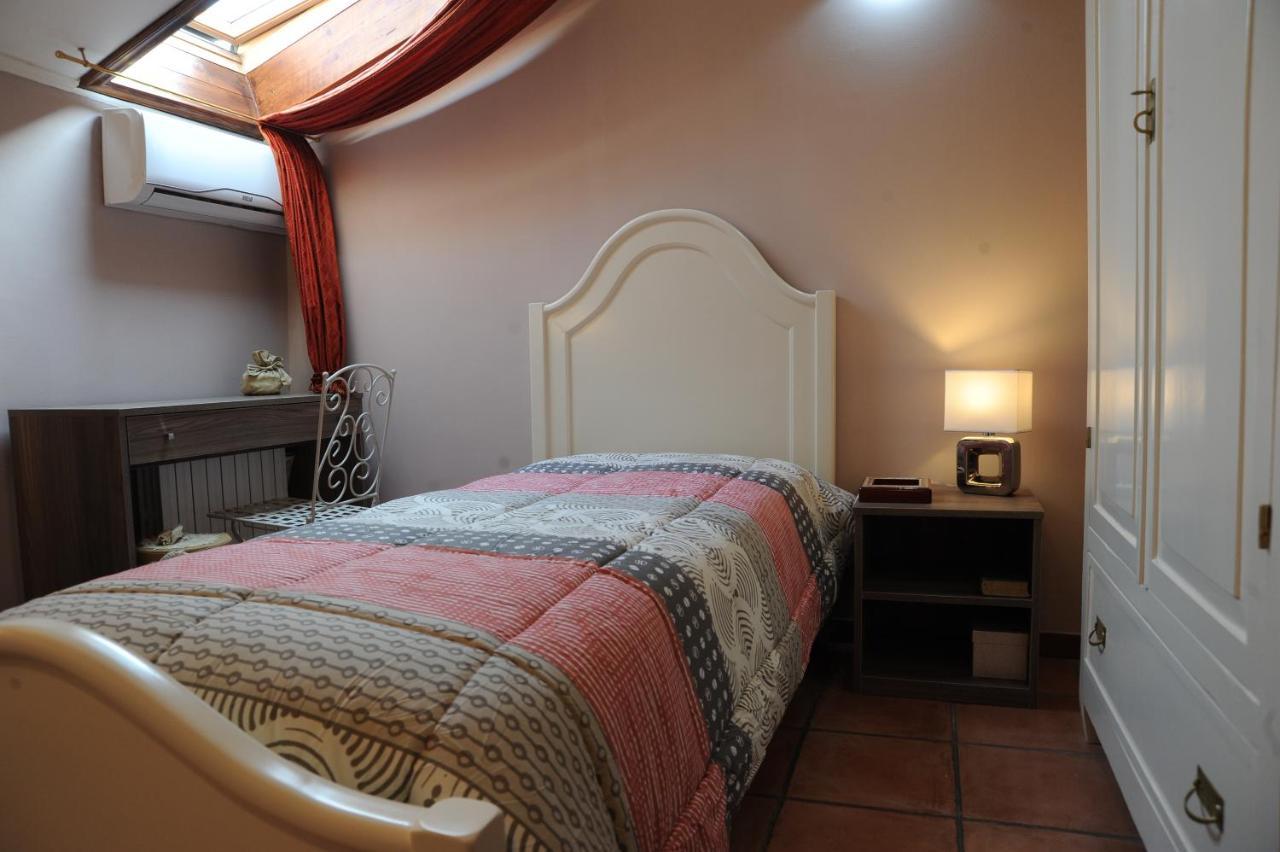 Residenza D'Oria B&B Foggia Luaran gambar