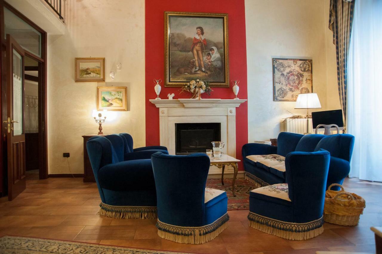 Residenza D'Oria B&B Foggia Luaran gambar