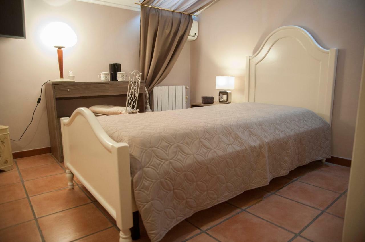 Residenza D'Oria B&B Foggia Luaran gambar
